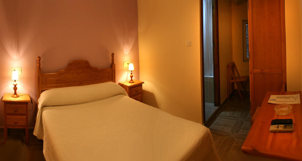 Alojamientos Plaza Mayor Trujillo Chambre photo